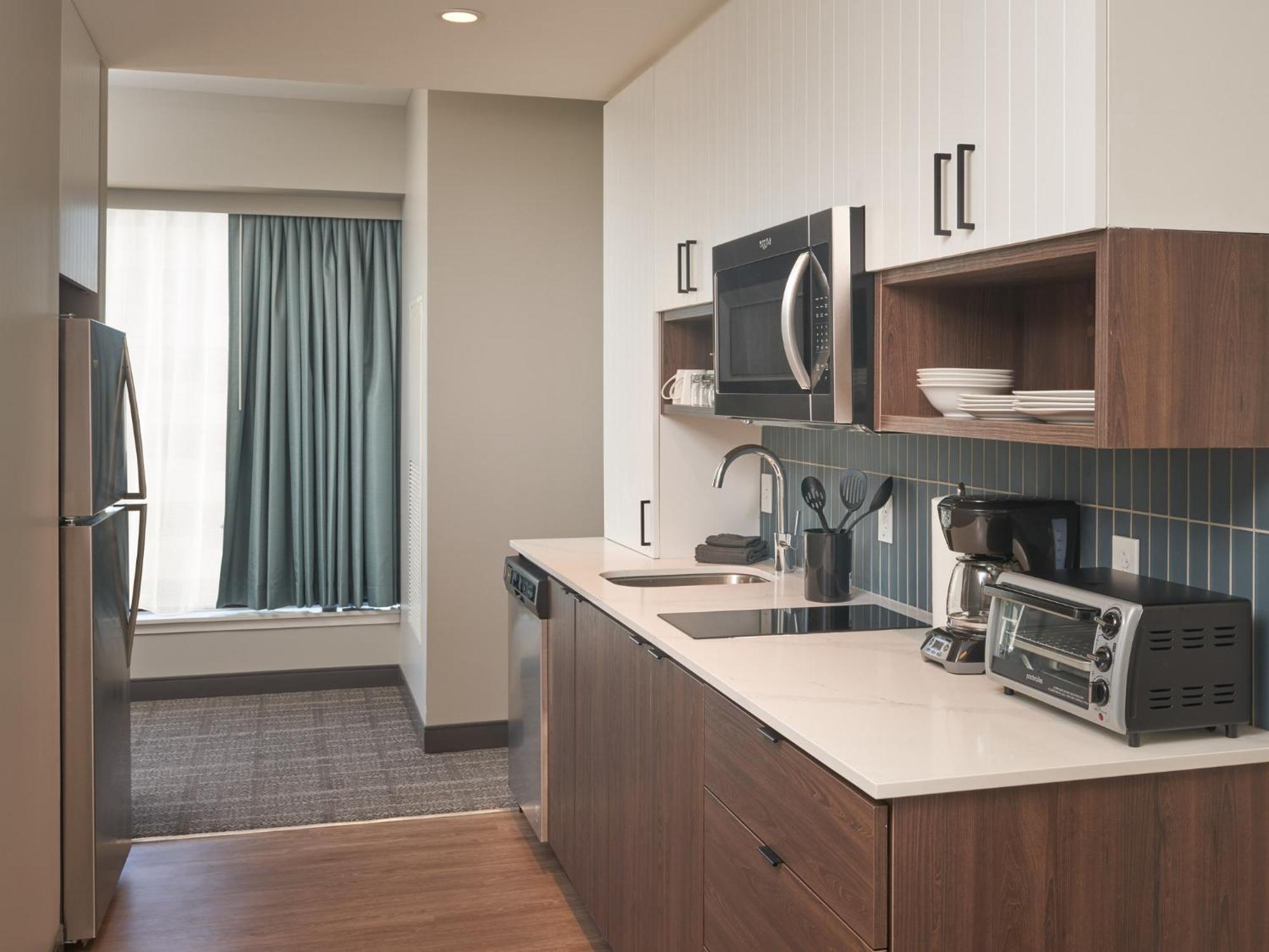 Staybridge Suites Wilmington Downtown By Ihg Bagian luar foto