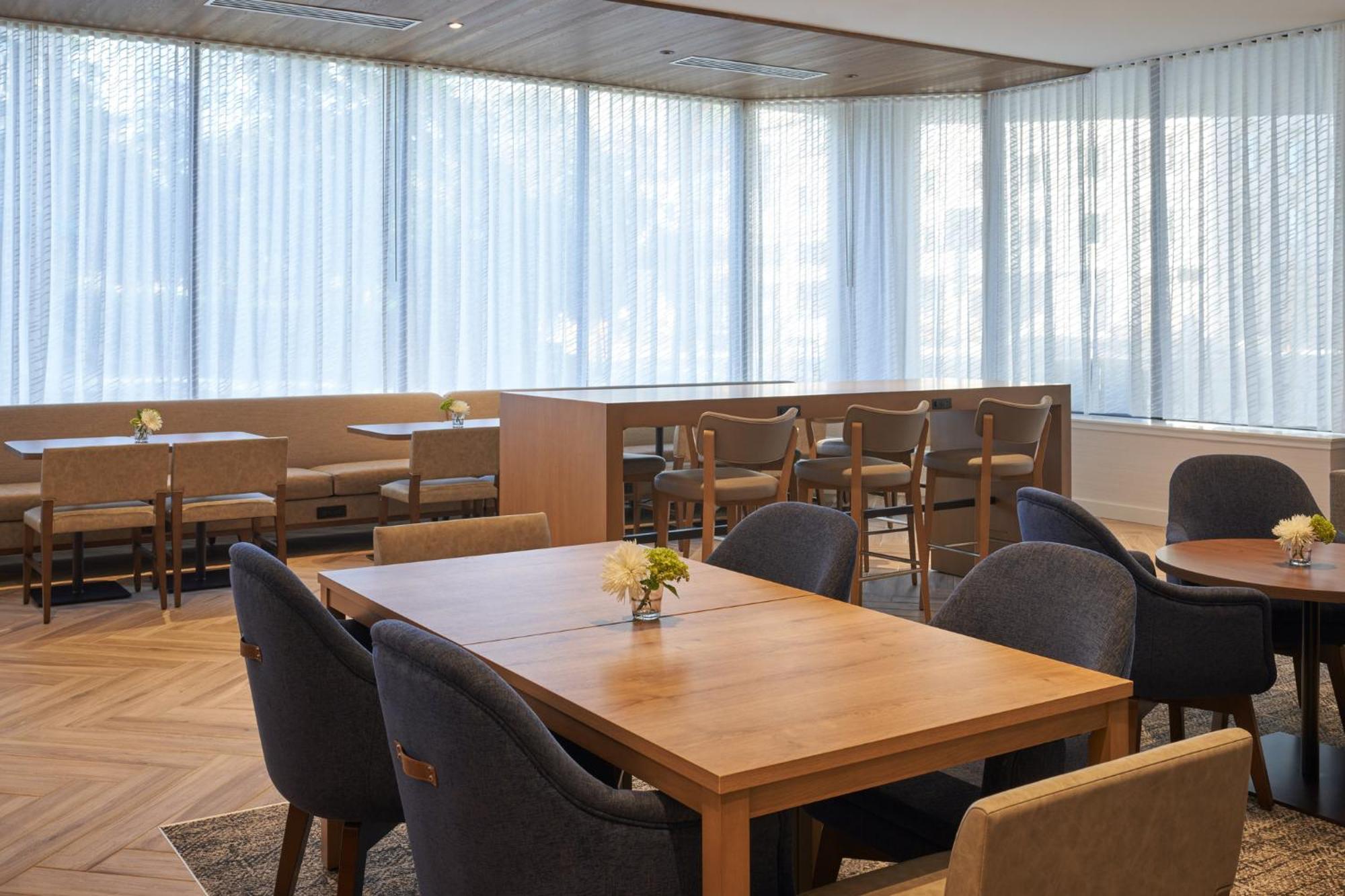 Staybridge Suites Wilmington Downtown By Ihg Bagian luar foto