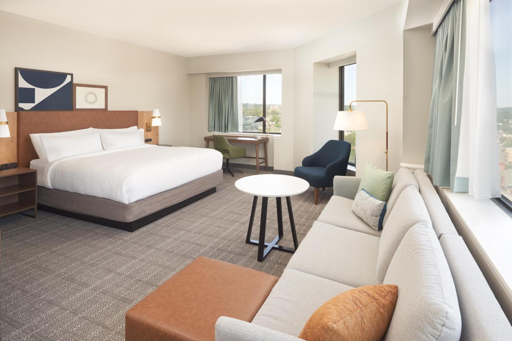 Staybridge Suites Wilmington Downtown By Ihg Bagian luar foto